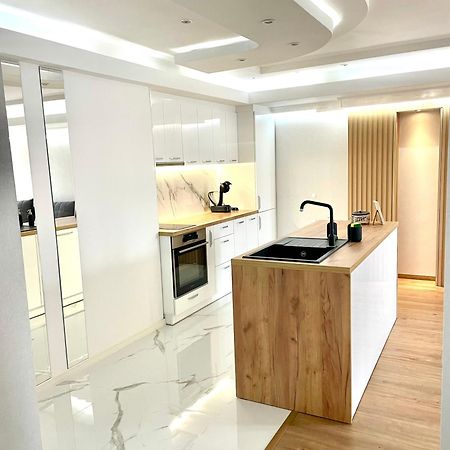 Sea Breeze Apartment Varna Ngoại thất bức ảnh
